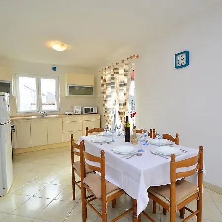 Apartman Ena By Interhome